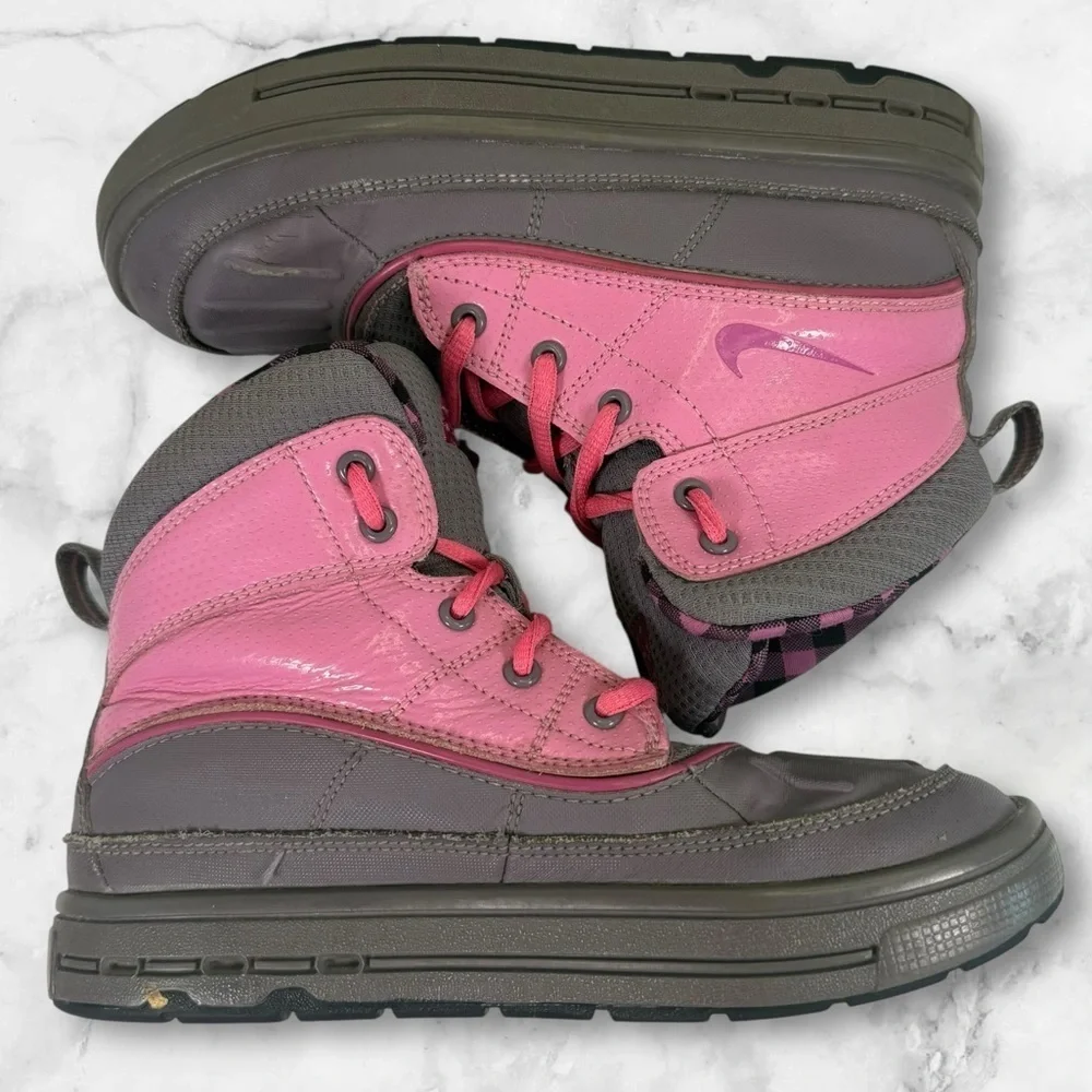 Nike gently used
